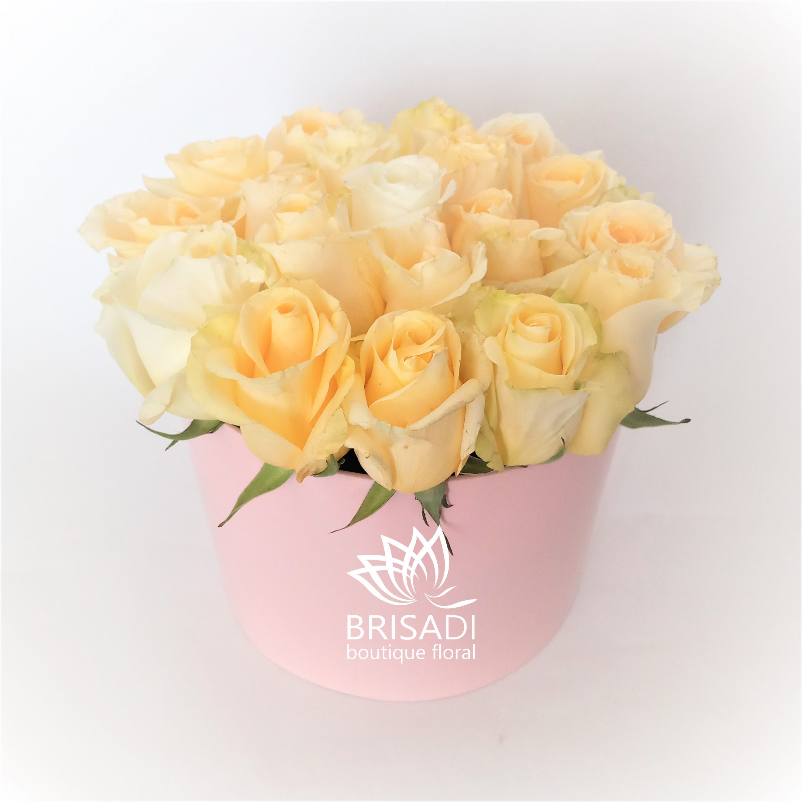 Flower boxes Brisadi Boutique Floral